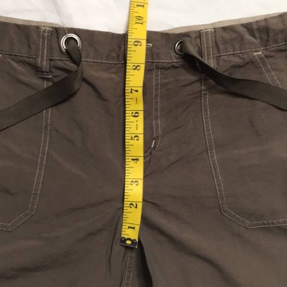 Columbia Drawstring Lightweight Brown Cargo Shorts Size Small - Picture 7 of 11